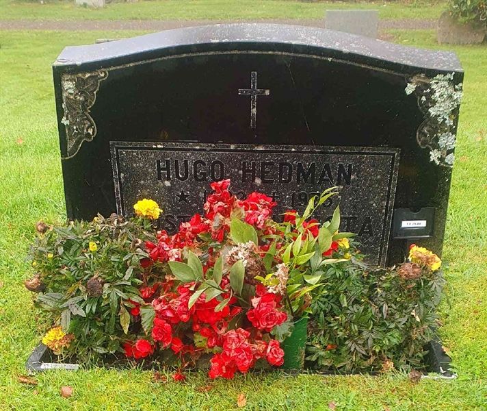 Grave number: 1 F    79-80