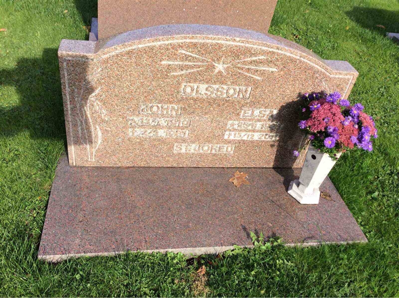 Grave number: K1 10   630, 631