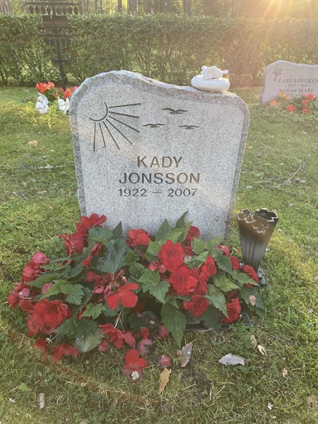 Grave number: 1 KV12   230