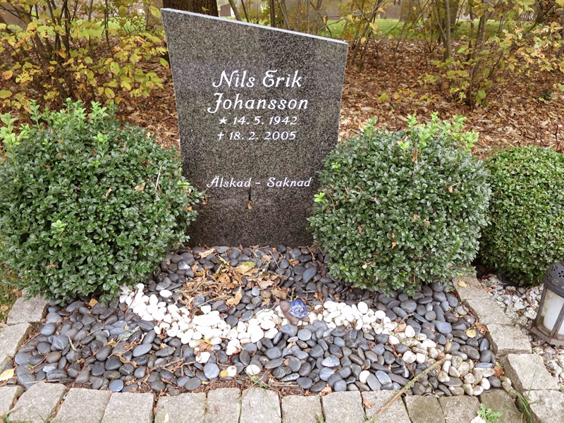 Grave number: HNB RL.I    24