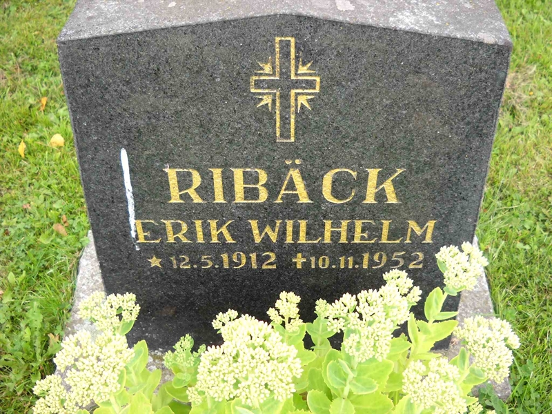Grave number: 3 MB 15 73