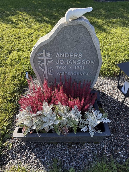 Grave number: 4 N NC    53