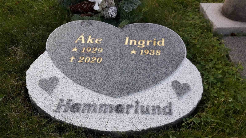 Grave number: FÄ 012   133A-D