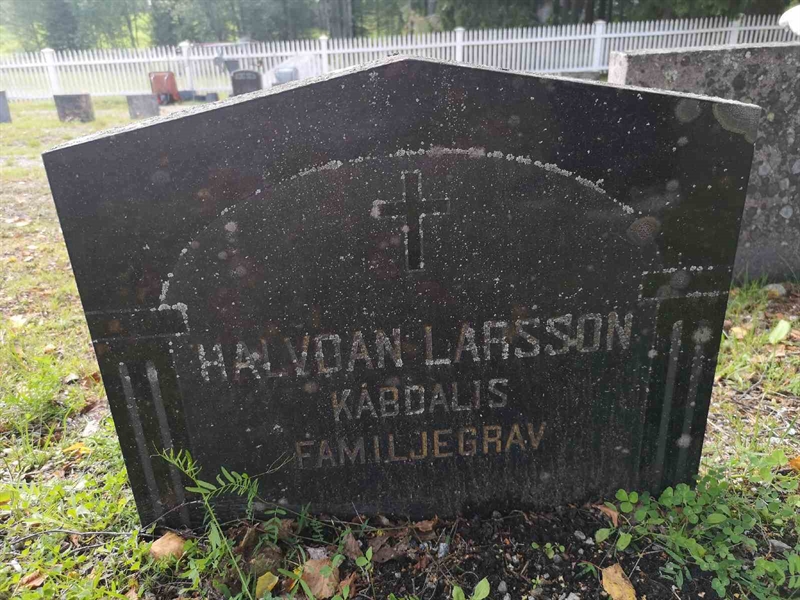 Hautatunnus: POK 13     3