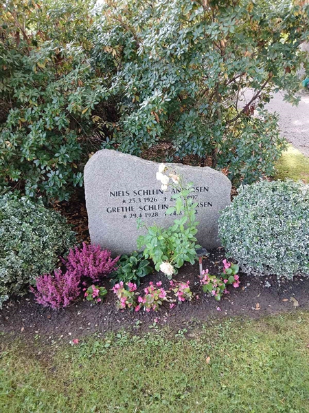 Gravnummer: ÖB 29    76, 77