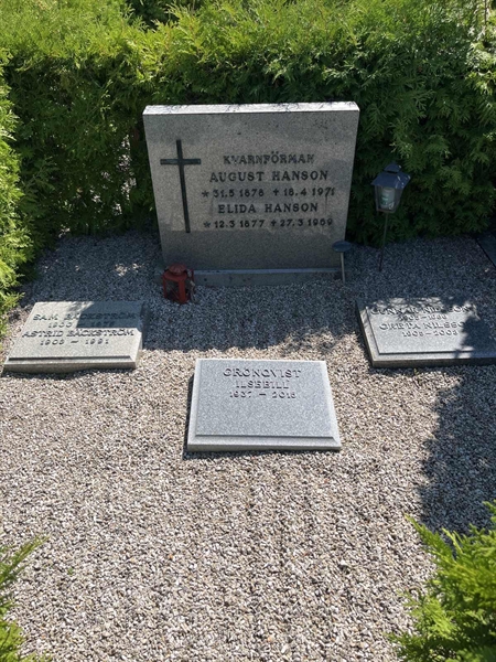 Grave number: NK V   154