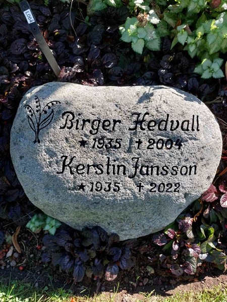 Hautatunnus: 1 L   064