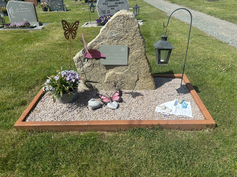 Gravnummer: HU 7    53, 54