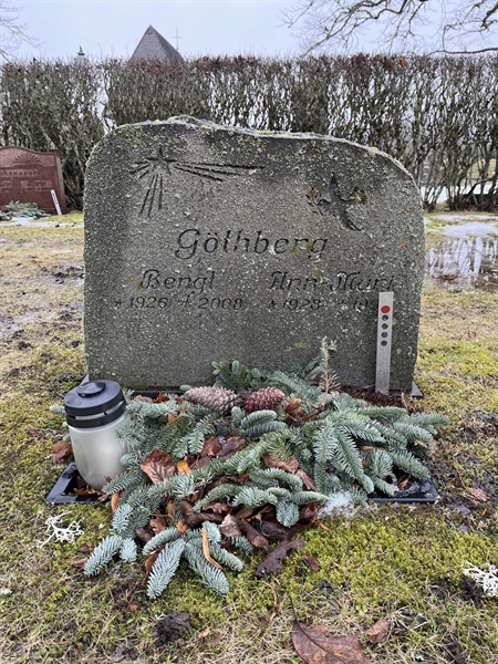 Hautatunnus: SJ L    34, 35