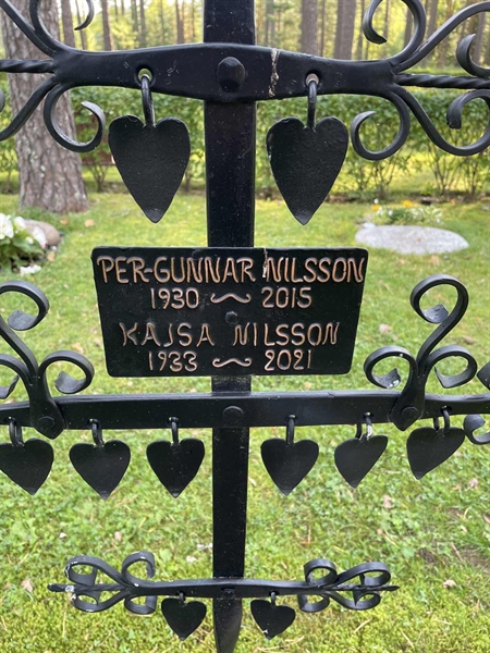 Grave number: 1 KV12   144