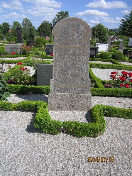 Grave number: 10 B   131