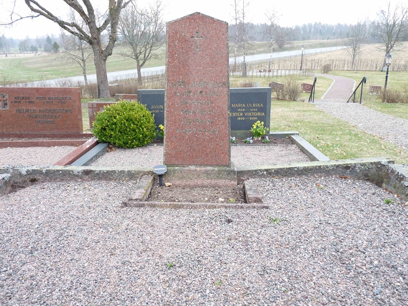 Grave number: JÄ 2   12