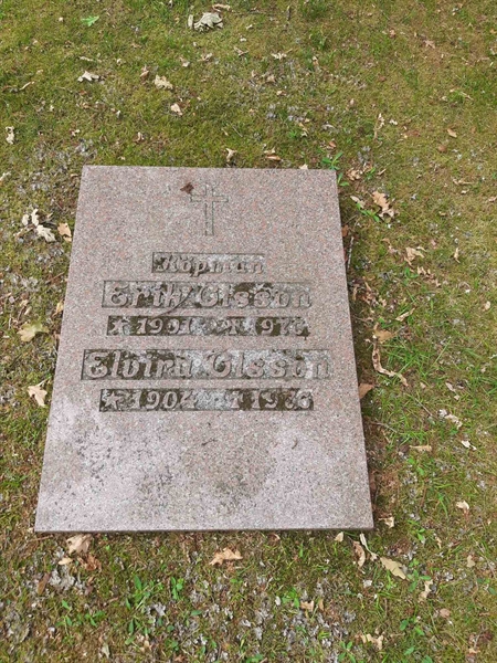 Grave number: M3 C   566, 567