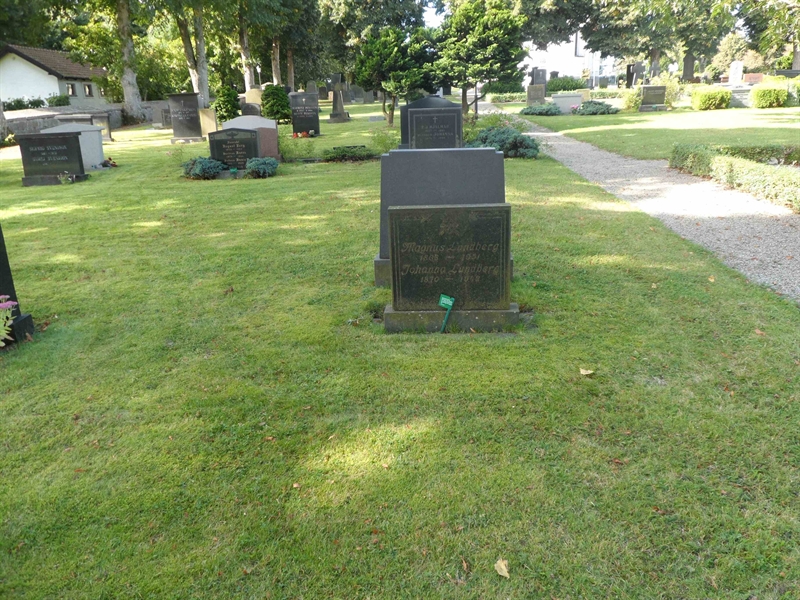 Grave number: SK G    25, 26