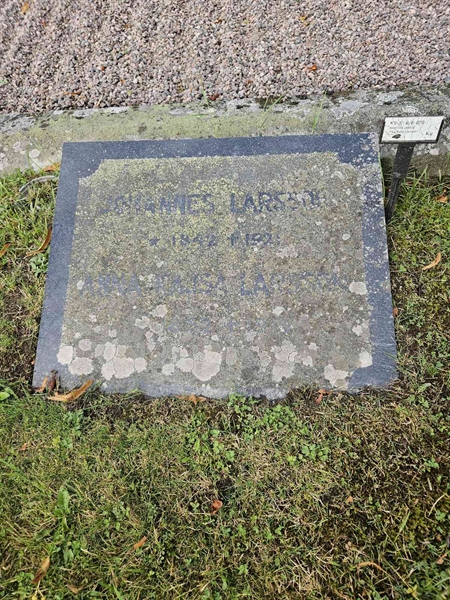 Grave number: Fr 5   676-678