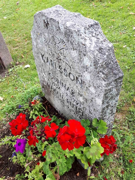 Hautatunnus: GK U 4   182