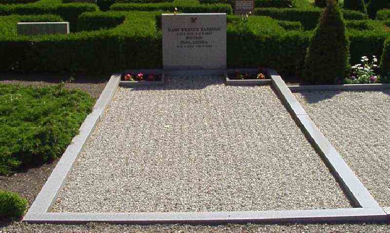 Grave number: VK IV     3