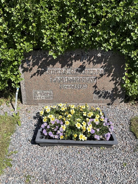 Grave number: 4 G GF 148-149