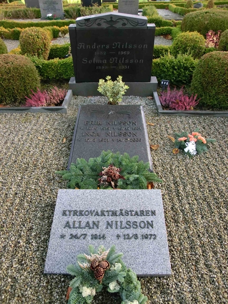 Grave number: LI NORR    168