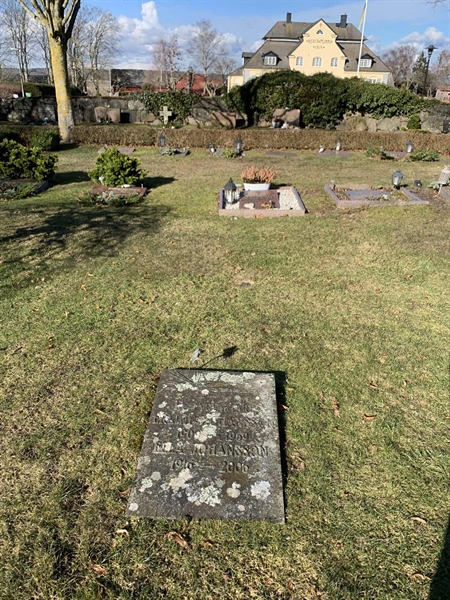 Grave number: SÖ H    66, 67