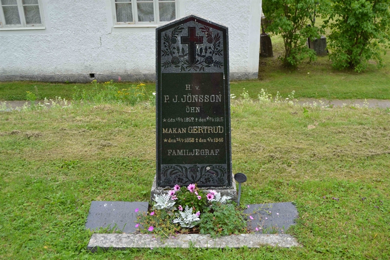 Grave number: 1 J   237