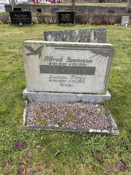 Grave number: Lax mell Kv4 40+41+42