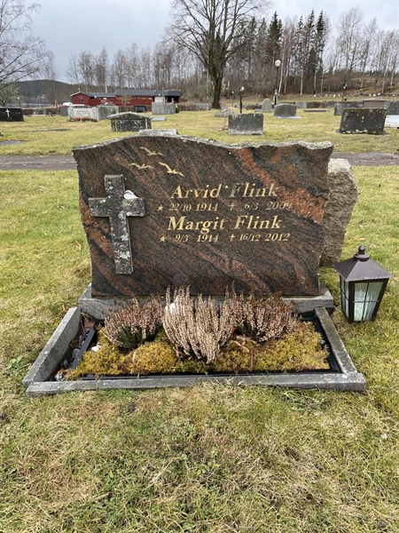 Hautatunnus: Ärt 44 15 207+208
