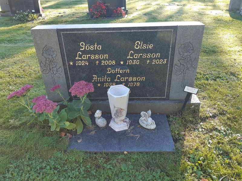 Hautatunnus: Fr 7   143-144ab