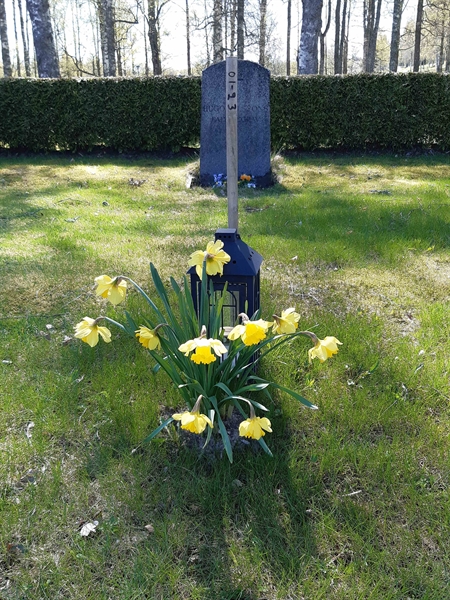Grave number: KA 01    23
