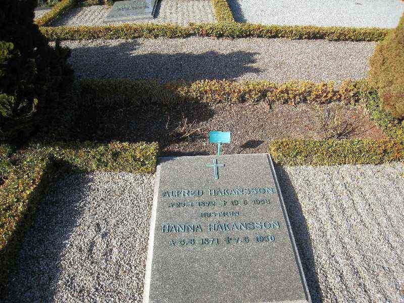 Grave number: NK F 95-96