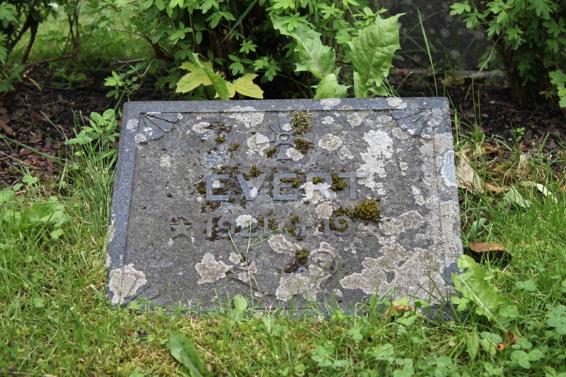 Grave number: GK MAGDA   164