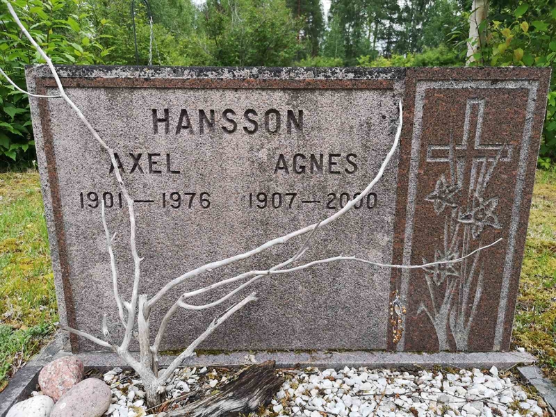 Hautatunnus: SK T     2