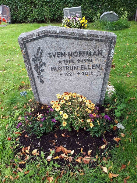 Gravnummer: NK F D    65