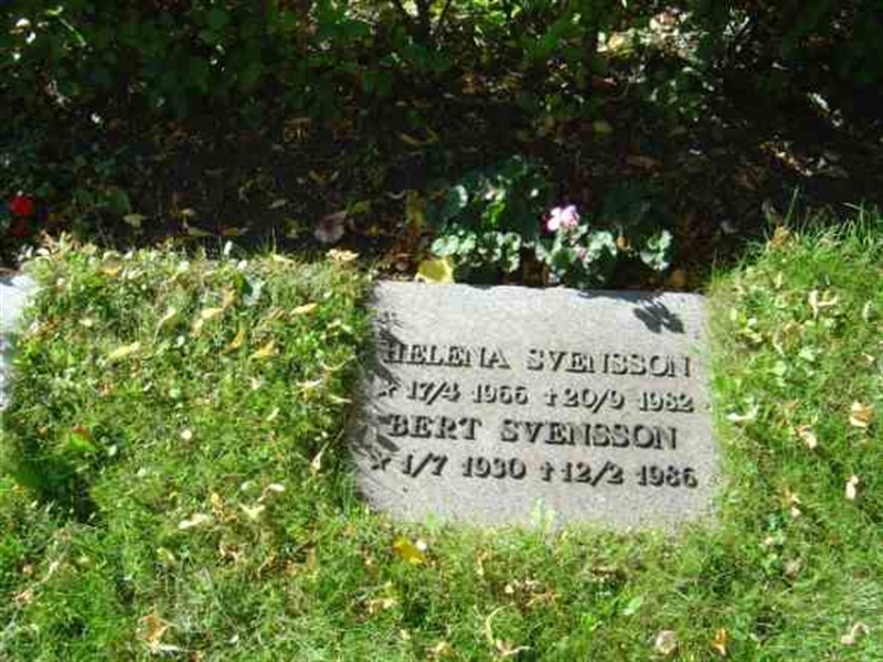 Grave number: FLÄ URNL   106