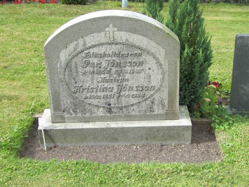 Grave number: 1 J    14