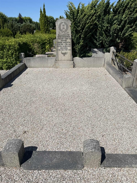 Grave number: NK V   181