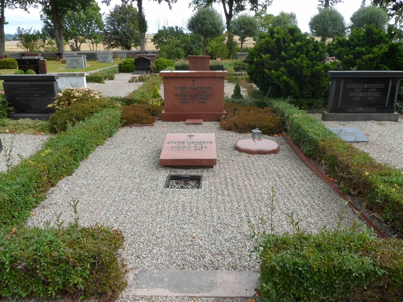 Grave number: SK H    69, 70, 71, 72