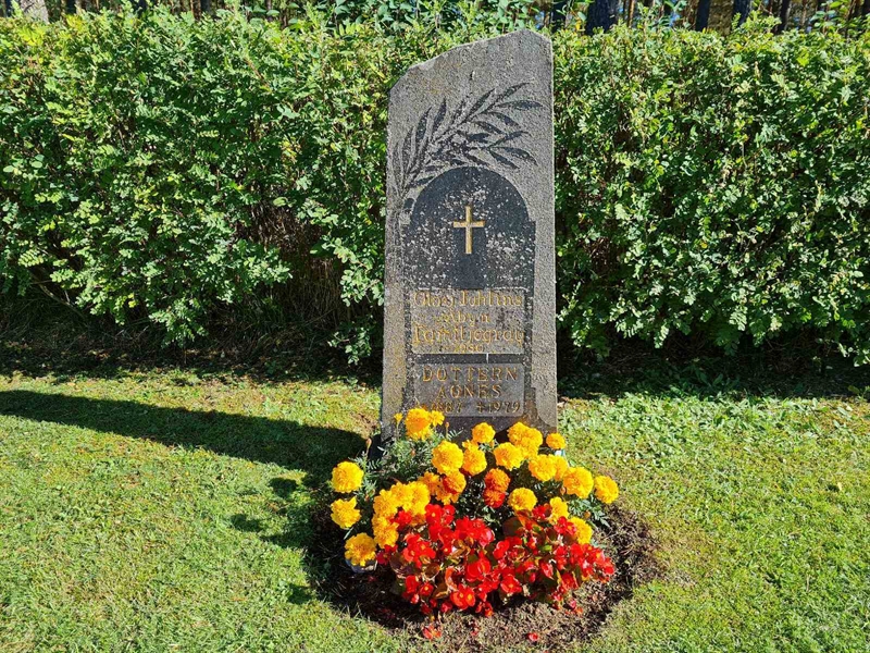 Grave number: Ö III   51