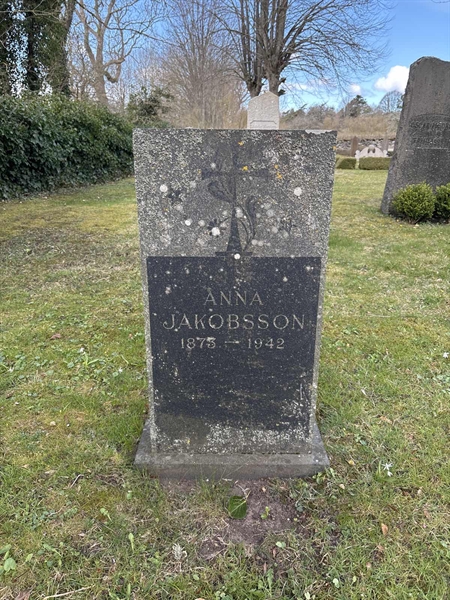 Grave number: FA 10