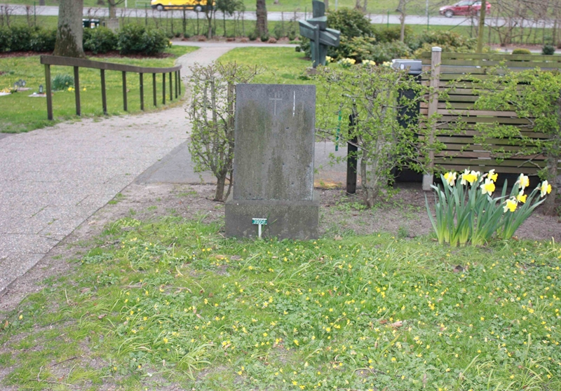 Grave number: Ö YÄ    57, 58