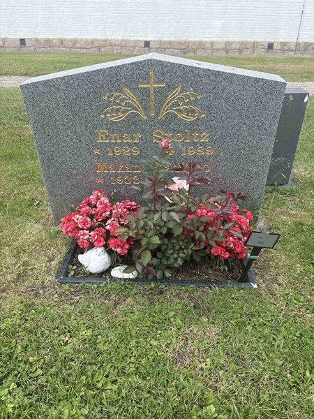 Grave number: 003 C   108