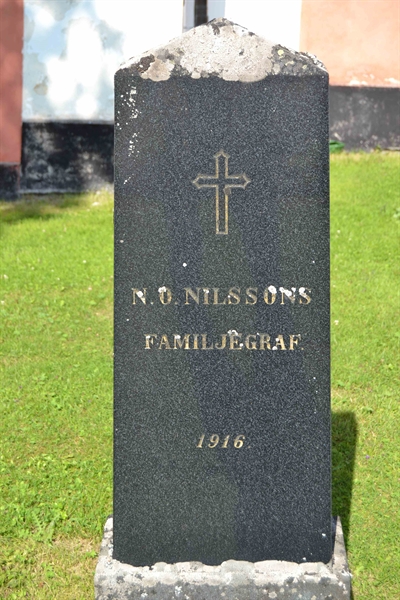 Grave number: 1 E    33A,   34