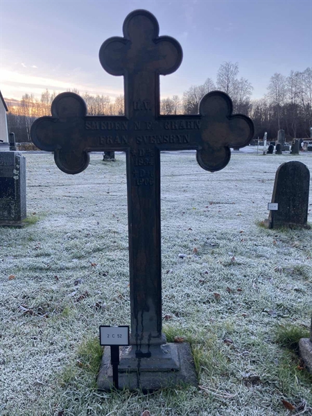 Hautatunnus: 2 C    52