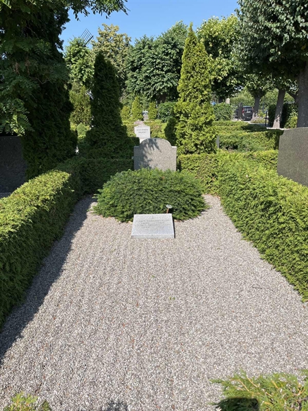 Grave number: NK VI    31