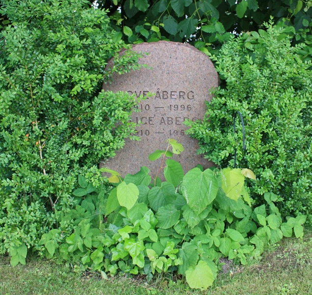 Grave number: Ö 29    17