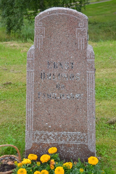 Grave number: 1 I   209