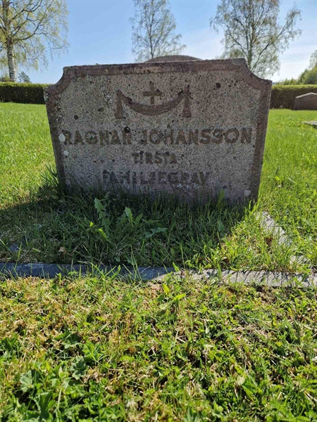 Grave number: 501 16 2971-2974