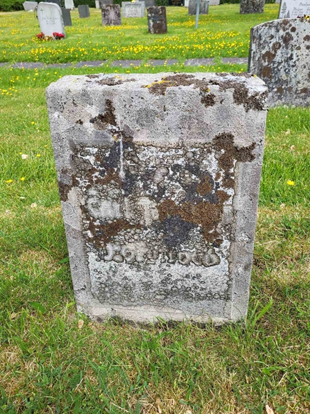 Grave number: kö 01 05   149