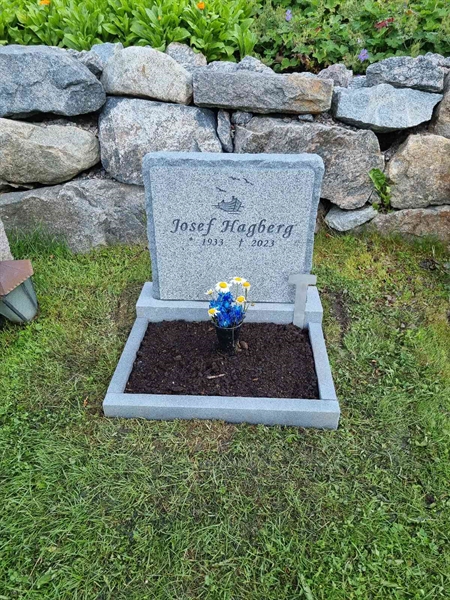 Grave number: 1 01  218