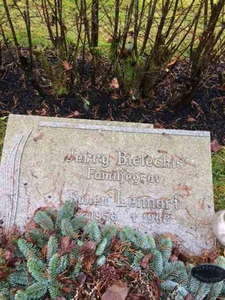 Grave number: KV 5   136-138